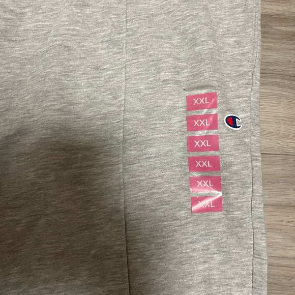 Women’s Champion gray pleated sweatpants, new, XXL - Picture 3 of 5